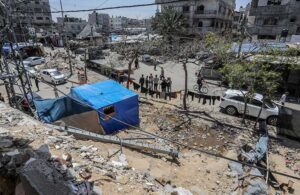 İsrail ordusu bir evi bombaladı! Dört Filistinli hayatını kaybetti