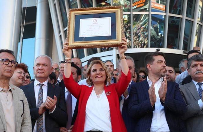 CHP’nin kazandığı İzmit Belediyesi’nde Ensar ve TÜGVA protokolü iptal edildi