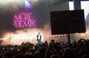 Türkiye Kültür Yolu Festivali Adana Portakal Çiçeği Karnavalı’nda yeni rekor Mert Demir Konserinden