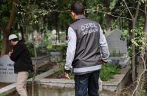Mezarlıkta sınav: Para karşılığı dua okuyan sahte hocalar yakayı ele verdi