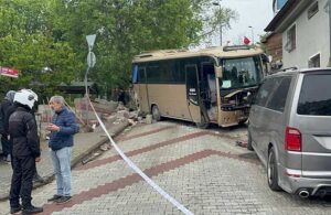 Üsküdar’da servis kazası! 10 öğrenci yaralandı