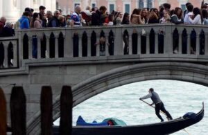 Venedik’e girişler ücretli oluyor!