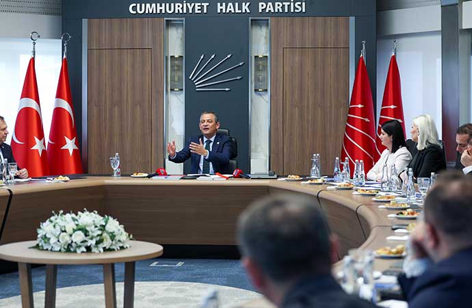 Özgür Özel, CHP, Cumhuriyet Halk Partisi, Yerel seçim, CHP'li belediye başkanları