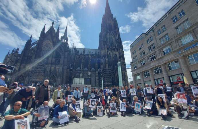 Cumartesi Anneleri eylemlerinin 1000. haftası! Köln’de toplandılar