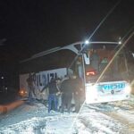 Kastamonu’da Mayıs ortasında kar yağdı araçlar yolda kaldı