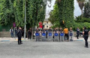 Başkanın DEM Parti’den istifa ettiği belediyede polis barikatı
