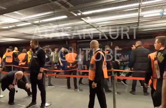 Galatasaray-Fenerbahçe derbisindeki olayların yeni görüntüleri ortaya çıktı
