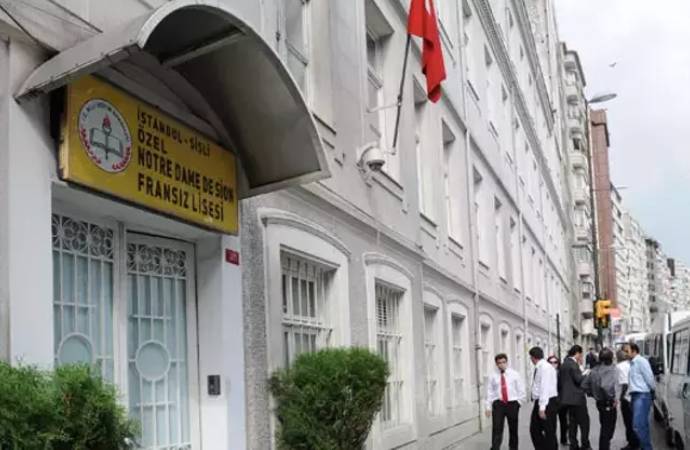 İstanbul’daki Fransız liselerine 21.3 milyon lira ceza