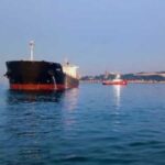Haydarpaşa’da gemi karaya oturdu, İstanbul Boğazı çift yönlü kapatıldı