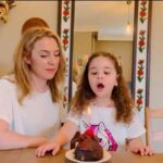 Meriç Kahraman, Tayfun Kahraman’ın doğum gününü video ile kutladı! Mumu üfleyen Vera’dan yürek burkan dilek