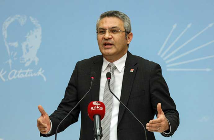 Oğuz Kaan Salıcı’dan yeni anayasa isteyen AKP’ye Gezi çağrısı