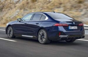 BMW’nin yeni 1.6 lt hibrit 520i Sedan modeli görücüye çıktı! İşte fiyatı ve detayları…