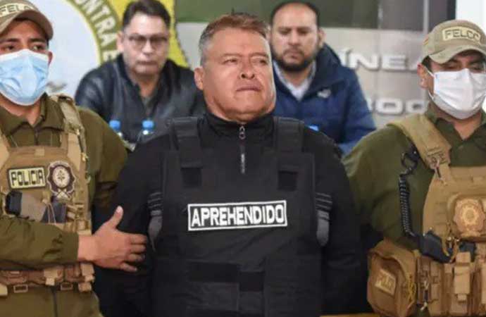 Bolivya’da darbeci general böyle tutuklandı