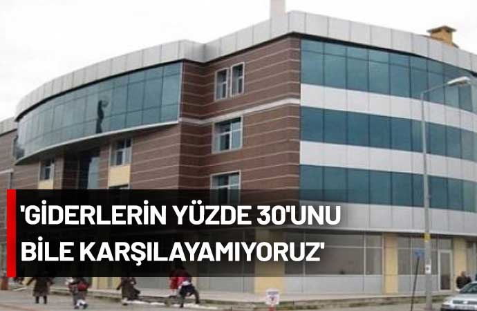 AKP’li belediye 20 işçiyi ‘ücretsiz izne’ çıkardı