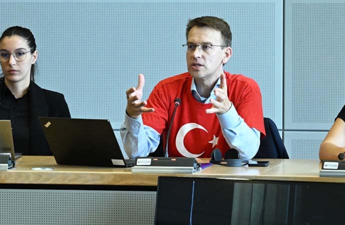 AB Komisyonu’ndan vize açıklaması! “Türkiye’nin Avrupa’ya ihtiyacı var, Avrupa’nın da Türkiye’ye ihtiyacı var”