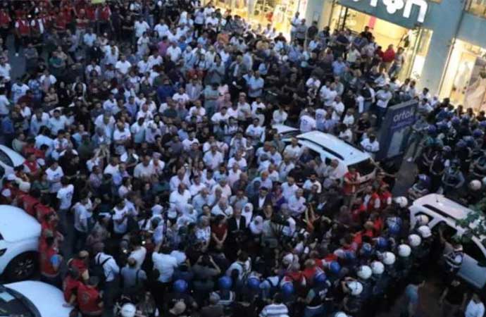 Diyarbakır’daki kayyım protestosuna polis müdahalesi