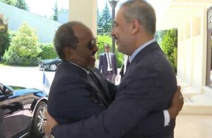 Hakan Fidan’dan oğlu motokuryenin ölümüne neden olan Somali liderine sıcak karşılama