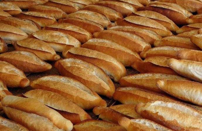 İzmir’de ekmeğe zam! Gramajı azaldı fiyatı arttı