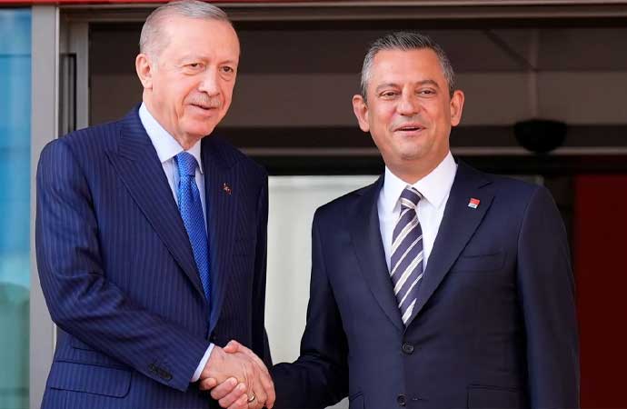 Erdoğan’dan Özgür Özel’e bayram telefonu