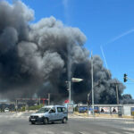 Tuzla’da fabrika yangını! Alevler mesire alanına sıçradı