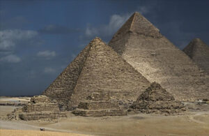 Büyük gizem çözülüyor: Mısır piramitleri meğer böyle inşa edilmiş…