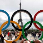 Olimpiyatta yarışlara rüzgar engeli