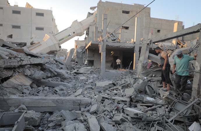 Gazze’de hayatını kaybedenlerin sayısı 39 bine dayandı