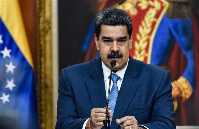 Venezuela'da seçim sonrasında kriz yaşanıyor. Hükümet, 7 Latin Amerika ülkesinden diplomatik personelini ülkeden çekmesini istedi.
