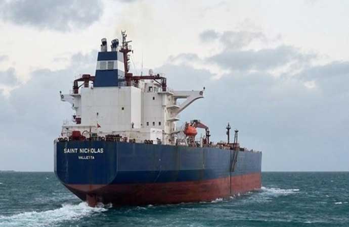 İranlılar el koymuştu! Tüpraş petrolü geri aldı