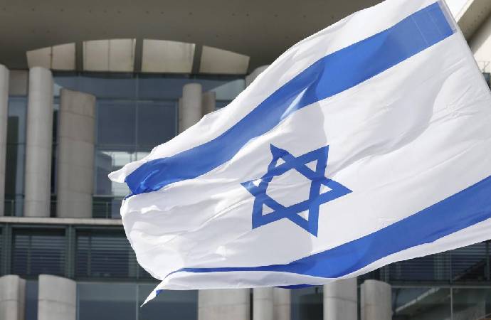 İsrail Sağlık Bakanlığı muhtemel saldırılara karşı “alarm” seviyesini yükseltti