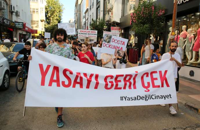 Edirne’de halk katliam yasasına karşı sokağa çıktı: Yasayı geri çek!