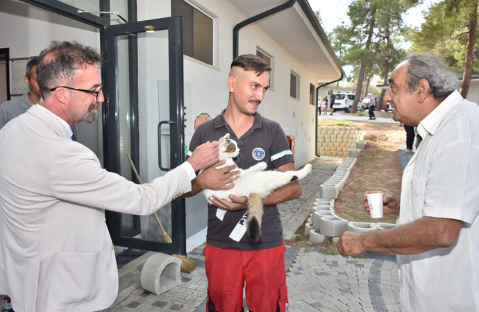 Halk Sağlığı Haftası’nda gündem, ‘Sokak Hayvanları’