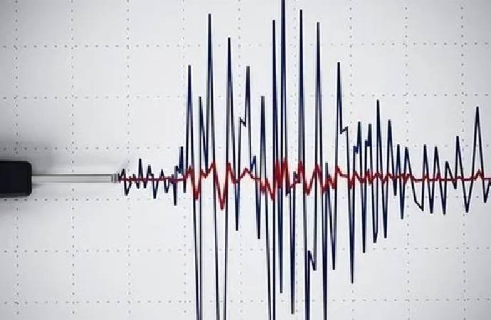 Manisa’da 4.0 büyüklüğünde deprem meydana geldi!