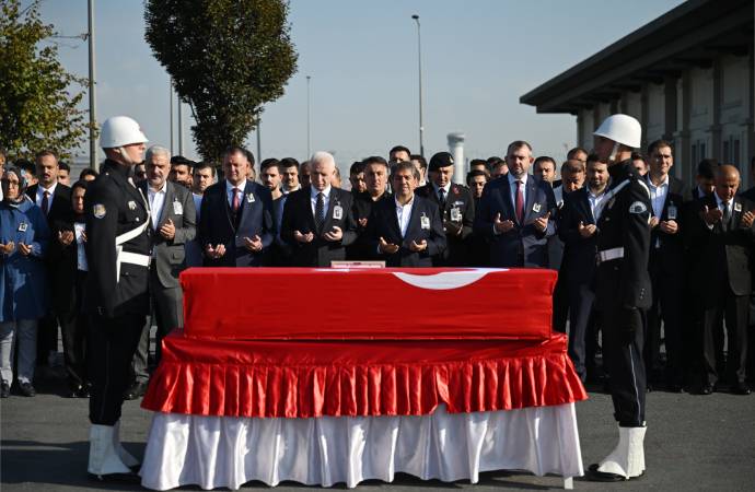 İsrail’in katlettiği Ayşenur Ezgi Eygi’nin cenazesi Türkiye’ye getirildi!