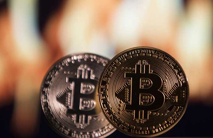 Bitcoin ABD'den gelen istihdam verileri ve Çin teşvik adımlarıyla kritik seviye olan 65 bin doların üzerine çıktı.