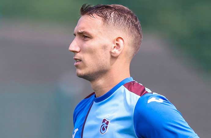 Trabzonspor’da bir ayrılık daha! KAP’a bildirildi