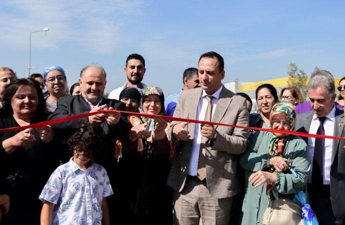 Pınarbaşı Kent Bostanı açıldı! Bornova Belediyesi’nden yerel üretime büyük destek